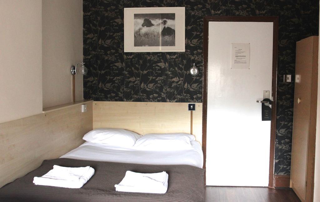 Metro Hotel Лондон Экстерьер фото