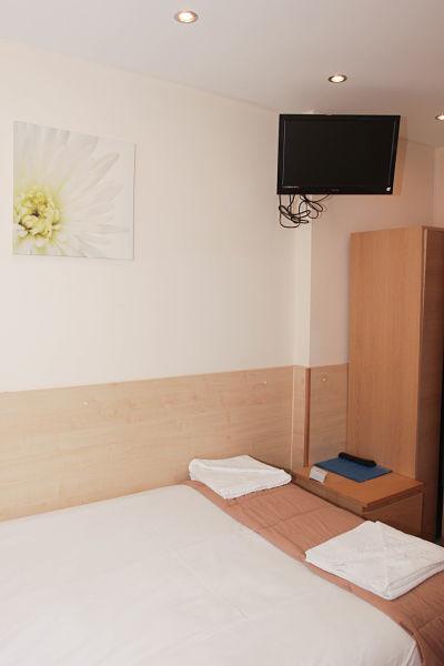 Metro Hotel Лондон Экстерьер фото