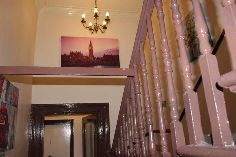 Metro Hotel Лондон Экстерьер фото