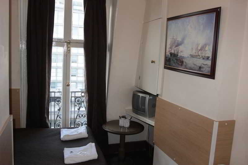 Metro Hotel Лондон Экстерьер фото